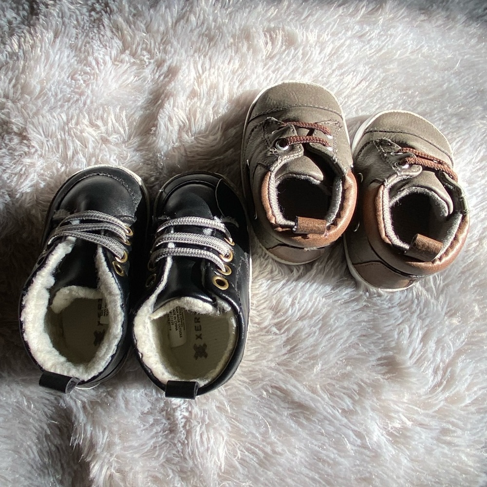 Baby shoes‼️